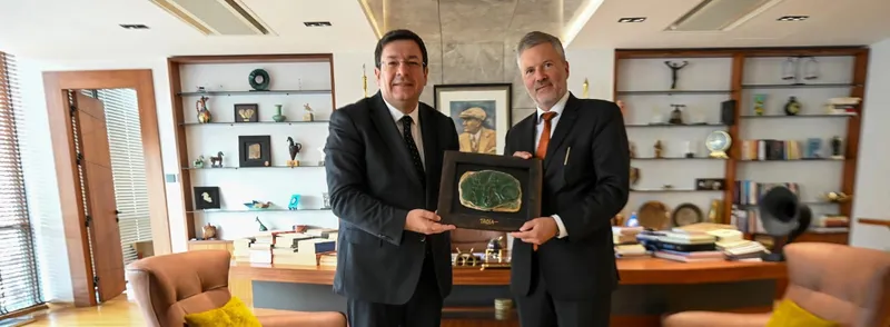 Norveç Büyükelçisi Gaarder, Çanakkale Belediye Başkanı Erkek