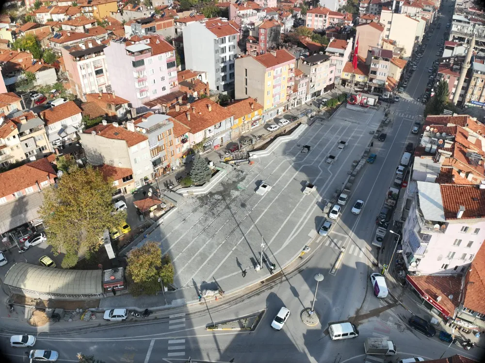  Büyükşehir ile Dursunbey’in çehresi güzelleşiyor