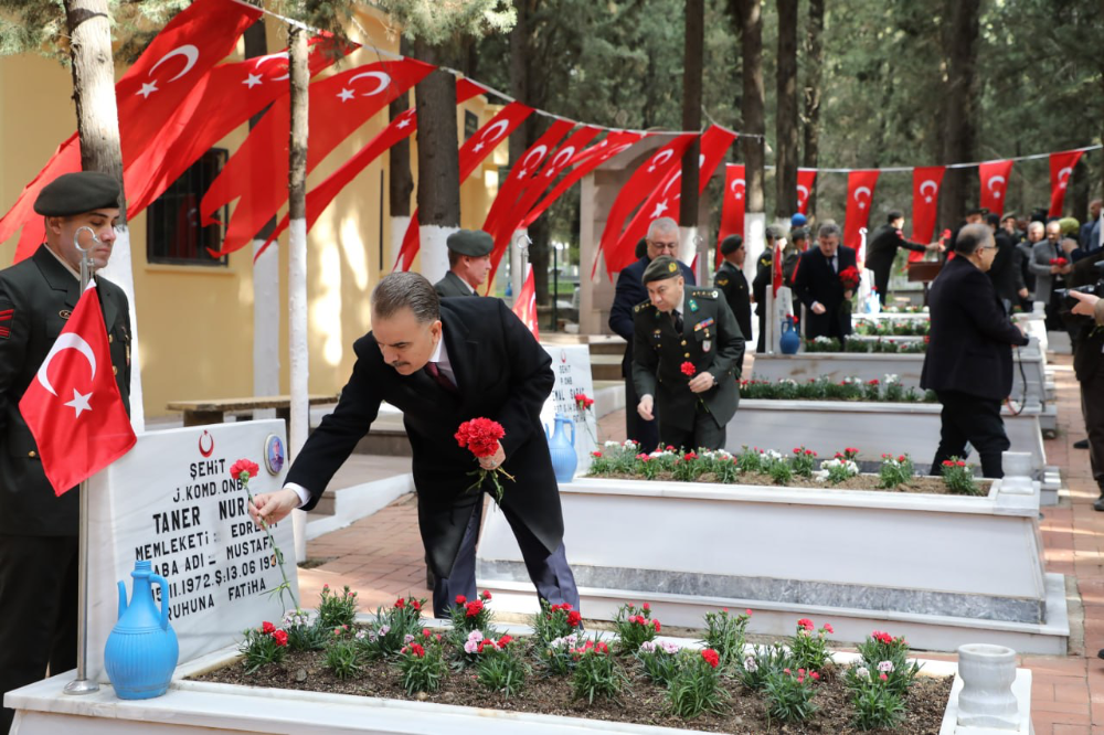 Edremit’te Çanakkale Zaferi’nin 110. yıl dönümü kutlandı