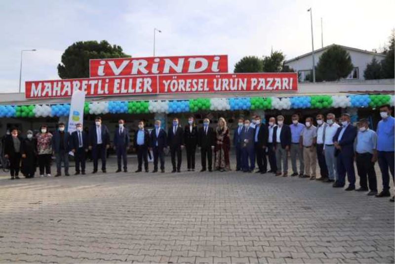 İVRİNDİ’DE HİZMET YAĞMURU